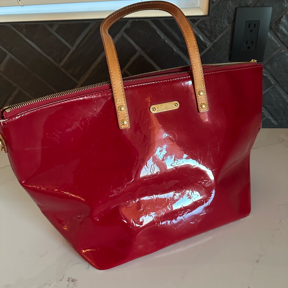 Louis Vuitton Violette Monogram Vernis Bellevue PM Bag